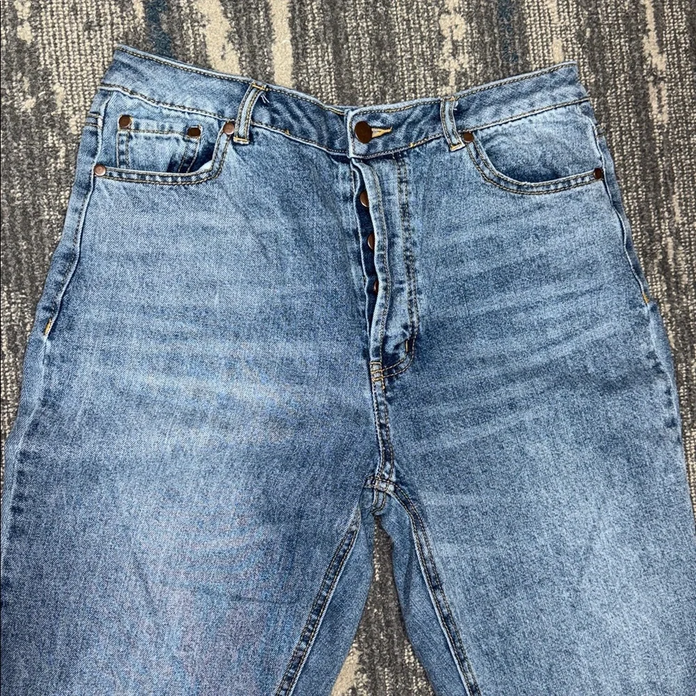 Size 10 Versona Light Blue Modern Straight Buttonfly Ankle Jeans - Picture 3 of 5